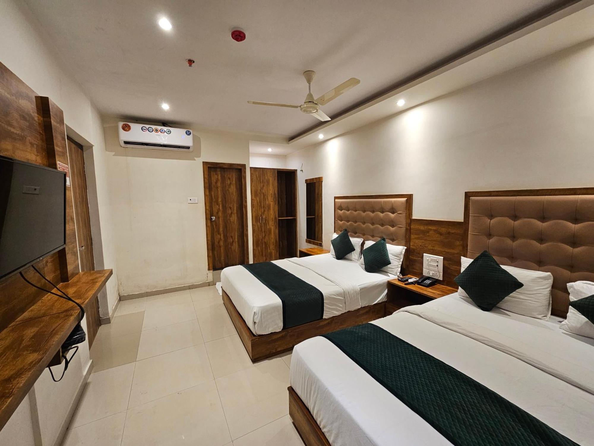 Hotel Bkc Garden - Near Us Embassy Bkc Mumbai Exterior photo
